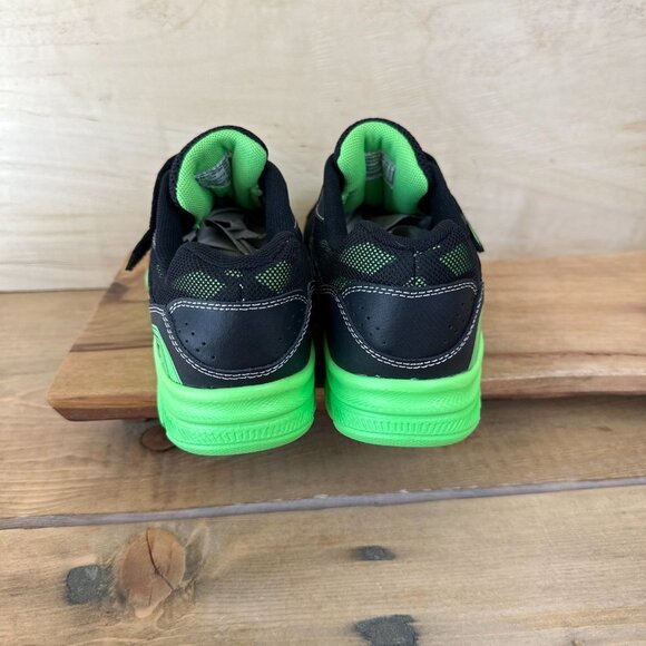 NWT Champion Sneakers Green Black Size 6 Running Walking School - Picture 4 of 7